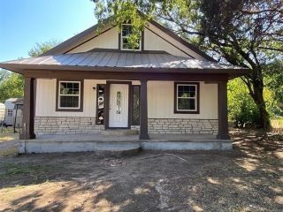 Foreclosed Home - 410 ELBA ST, 76230