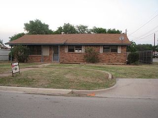 Foreclosed Home - (ODD Range 201 - 299) LORINE ST, 76248