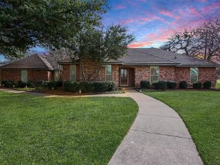 Foreclosed Home - 1000 VALLE VISTA LN, 76248