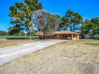Foreclosed Home - 1311 S HIGHWAY 377, 76258
