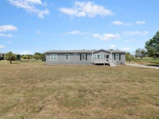 Foreclosed Home - 2135 COUNTY ROAD 176, 76273