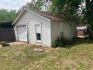 Foreclosed Home - 1712 PEARL AVE, 76301