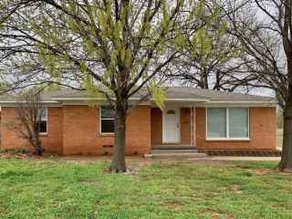 Foreclosed Home - 1523 NORMAN ST, 76302