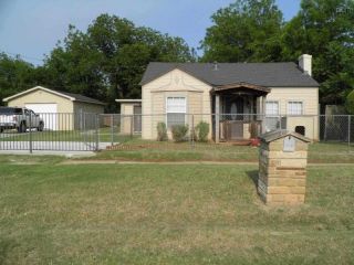Foreclosed Home - 803 N BROADWAY ST, 76306
