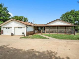 Foreclosed Home - 1815 TRIGG LN, 76306