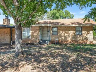 Foreclosed Home - 2944 BOREN AVE, 76308