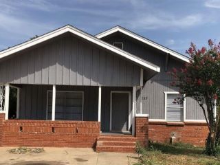 Foreclosed Home - 1115 MONROE ST, 76309