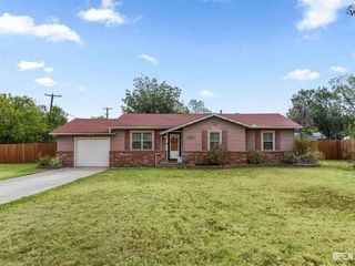 Foreclosed Home - 4501 SISK RD, 76310