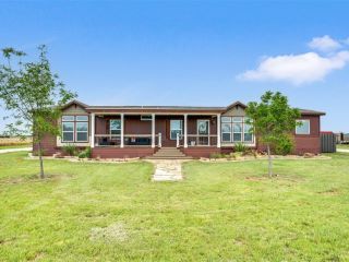 Foreclosed Home - 10070 FM 2811, 76371