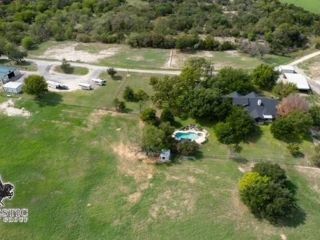 Foreclosed Home - 16609 N US HIGHWAY 377, 76401