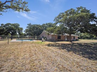 Foreclosed Home - 822 COUNTY ROAD 484, 76401