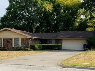 Foreclosed Home - 2002 THOMPSON CT, 76426