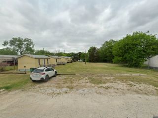 Foreclosed Home - 300 CABALLO WAY, 76431