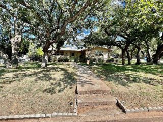 Foreclosed Home - 514 S HILLCREST AVE, 76448