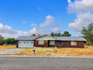 Foreclosed Home - 925 N KIRK ST, 76457