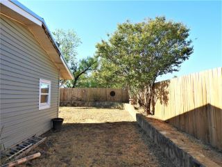 Foreclosed Home - 535 N 9TH ST, 76458