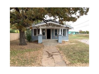 Foreclosed Home - 712 6th St, 76470