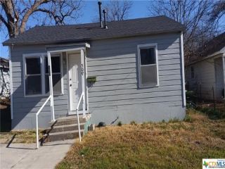 Foreclosed Home - 509 HENDERSON ST, 76501