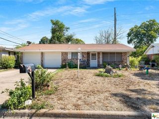 Foreclosed Home - 3109 BRYKERWOOD RD, 76502