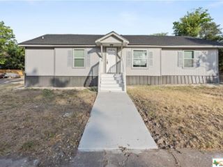 Foreclosed Home - 918 S 25TH ST, 76504