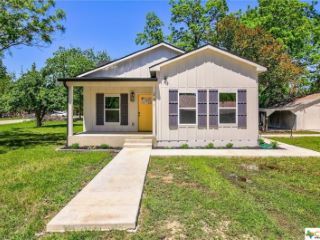 Foreclosed Home - 241 S COTRELL ST, 76511