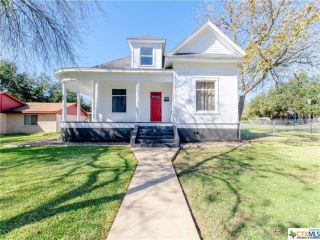 Foreclosed Home - 1134 N WALL ST, 76513