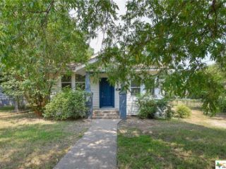 Foreclosed Home - 413 N PENELOPE ST, 76513