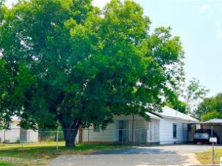 Foreclosed Home - 1701 HOLLAND RD, 76513