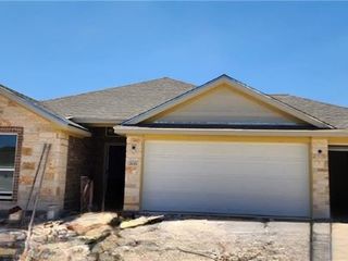 Foreclosed Home - 2636 COWGIRL TRL, 76513