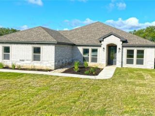 Foreclosed Home - 3124 FISH POND DR, 76522