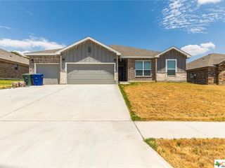 Foreclosed Home - 1408 JUSTICE DR, 76522