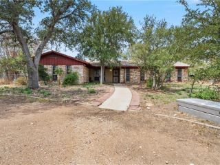 Foreclosed Home - 10400 FM 2657, 76539