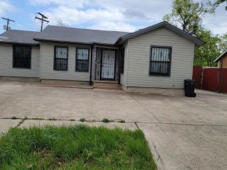 Foreclosed Home - 902 CLOUD ST, 76541