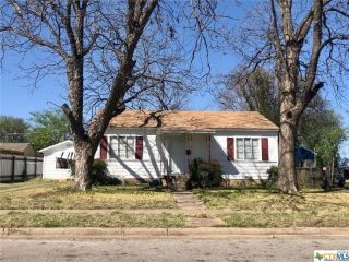 Foreclosed Home - 503 NORTHSIDE DR, 76541