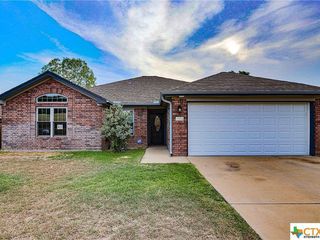 Foreclosed Home - 4504 WATER OAK DR, 76542