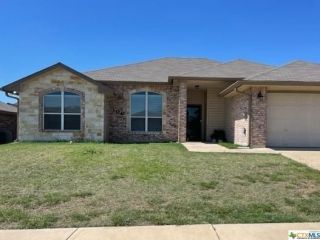 Foreclosed Home - 106 W LITTLE DIPPER, 76542