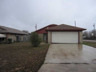 Foreclosed Home - 2102 CREEKWOOD DR, 76543