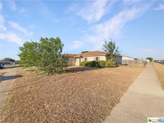 Foreclosed Home - 2810 DERBY DR, 76549