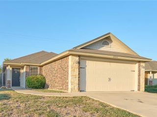 Foreclosed Home - 2903 MONTAGUE COUNTY DR, 76549