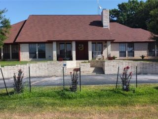 Foreclosed Home - 552 COUNTY ROAD 1030, 76550