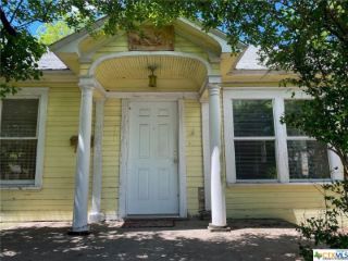 Foreclosed Home - 108 S PORTER ST, 76550