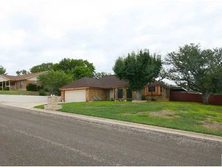 Foreclosed Home - 705 S WILLIS ST, 76550