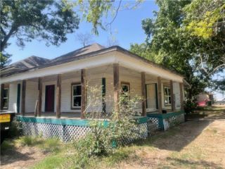 Foreclosed Home - 507 2ND ST, 76557