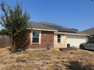 Foreclosed Home - 131 DOBER ST, 76559