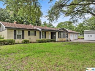 Foreclosed Home - 2106 VOGEL AVE, 76567