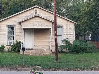 Foreclosed Home - 218 BOWSER ST, 76567
