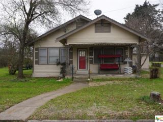 Foreclosed Home - 610 W TRINITY ST, 76642
