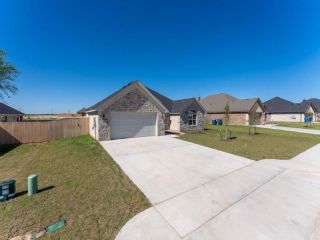 Foreclosed Home - 953 NORTHERN DANCER DR, 76643