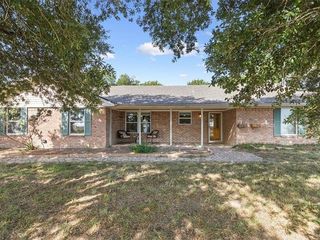 Foreclosed Home - 2368 SOUTHWINDS DR, 76655