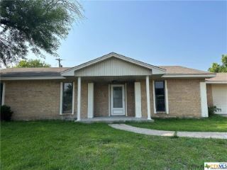 Foreclosed Home - 235 ROYAL DR, 76661